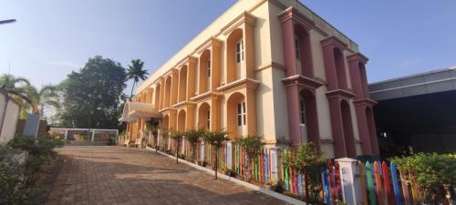 WhatsApp-Image-2025-10-24-at-11.43.56-2